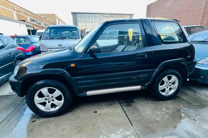 Toyota RAV4 (1996)