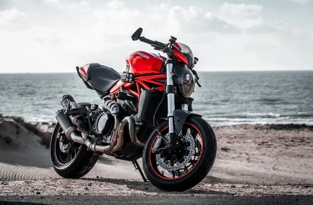 Ducati De Italiaanse Meesterwerken van Passie en Prestaties" (2024) — foto 1