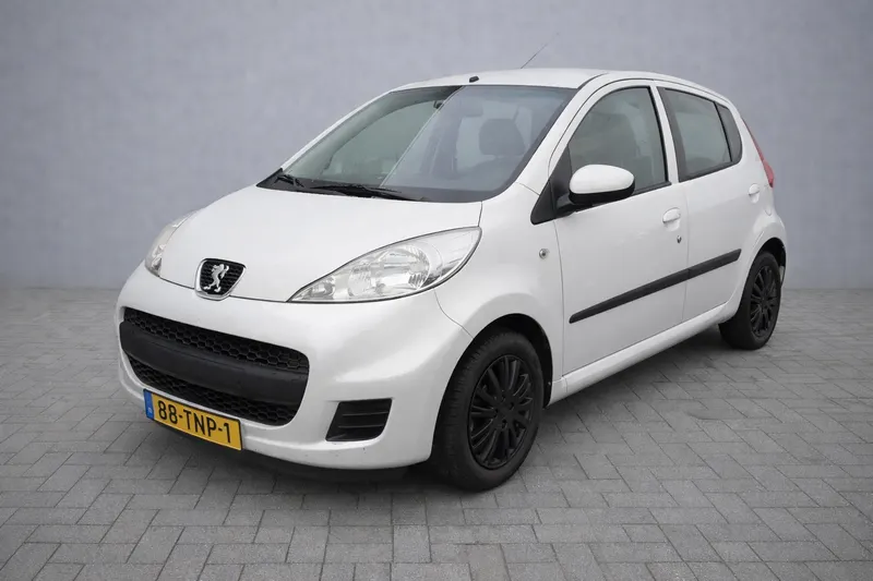 Peugeot 107 (2012)