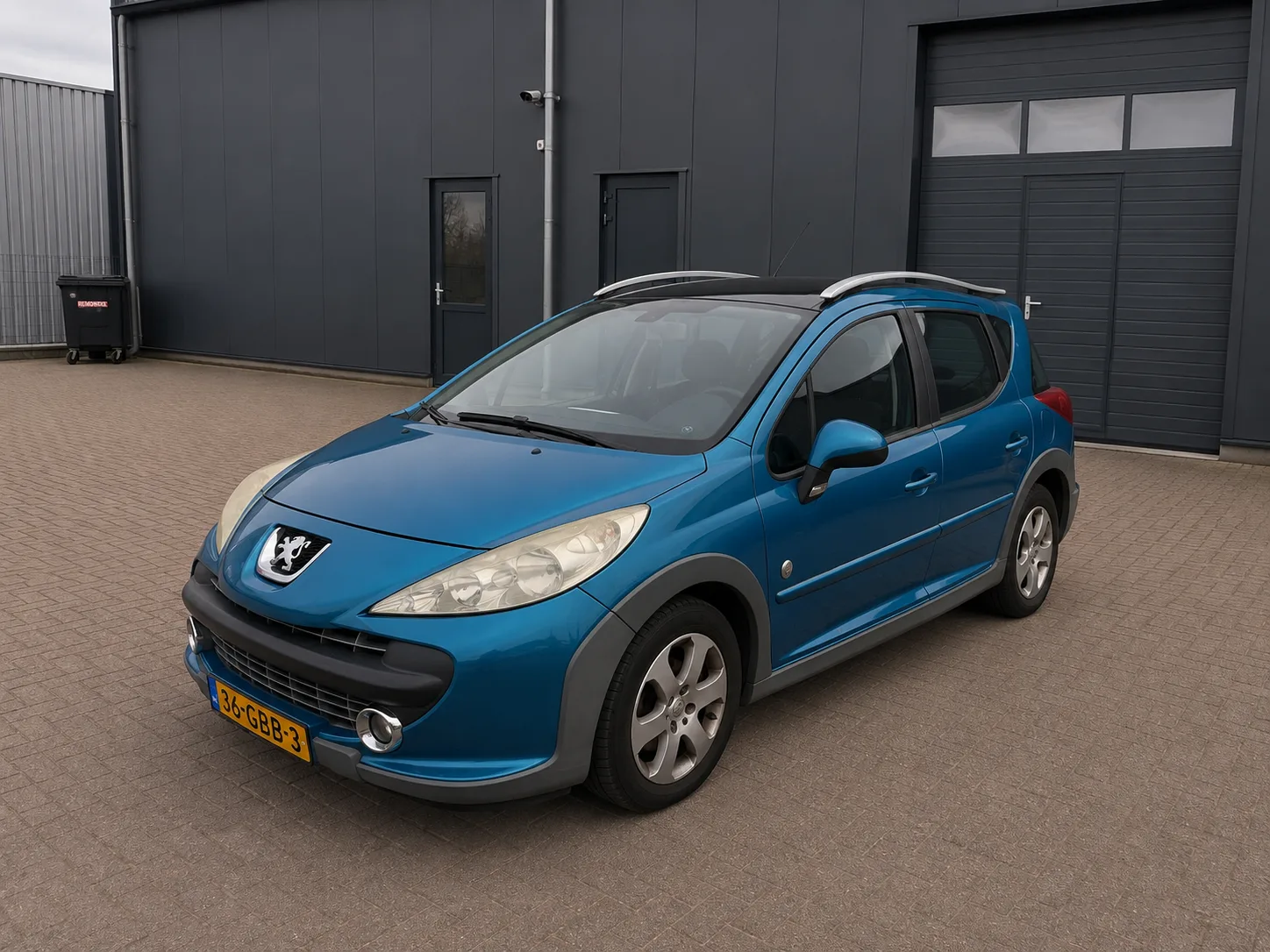 Peugeot 207 (2008) — foto 1