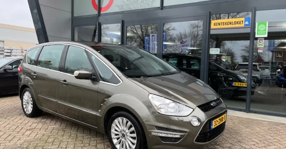 Ford S Max (2012) — foto 1