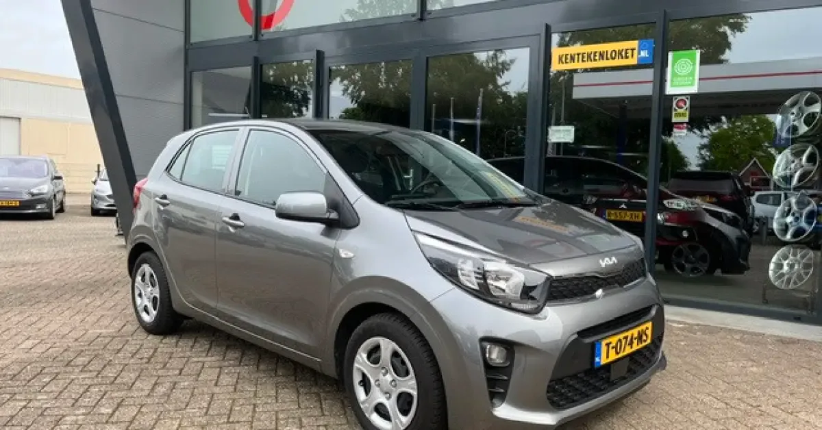 Kia Picanto (2023) — foto 1