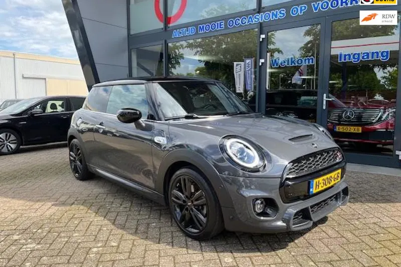 MINI Cooper S (2020)