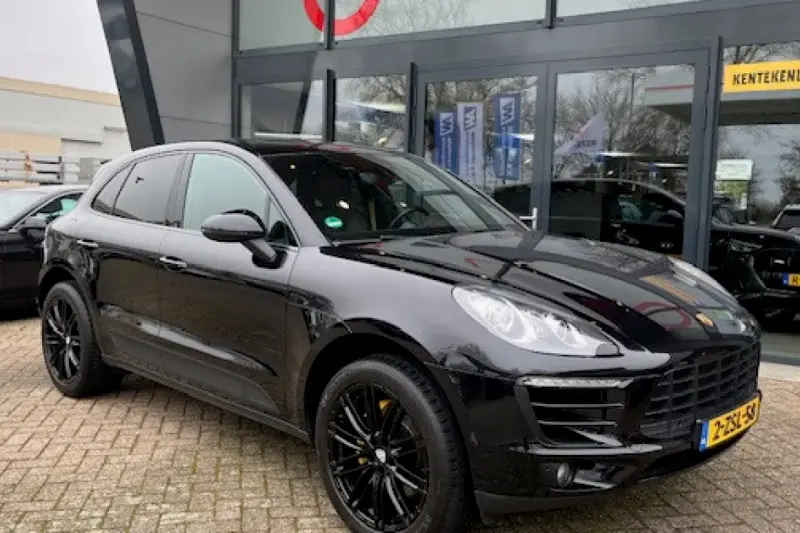 Porsche Macan (2014)