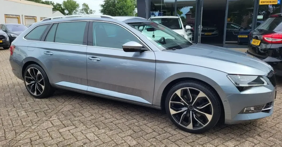 Škoda Superb (2019) — foto 1