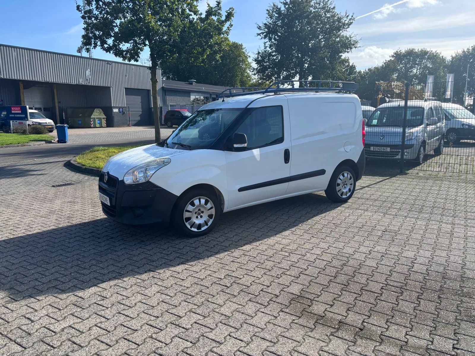 Fiat Doblò (2011) — foto 1