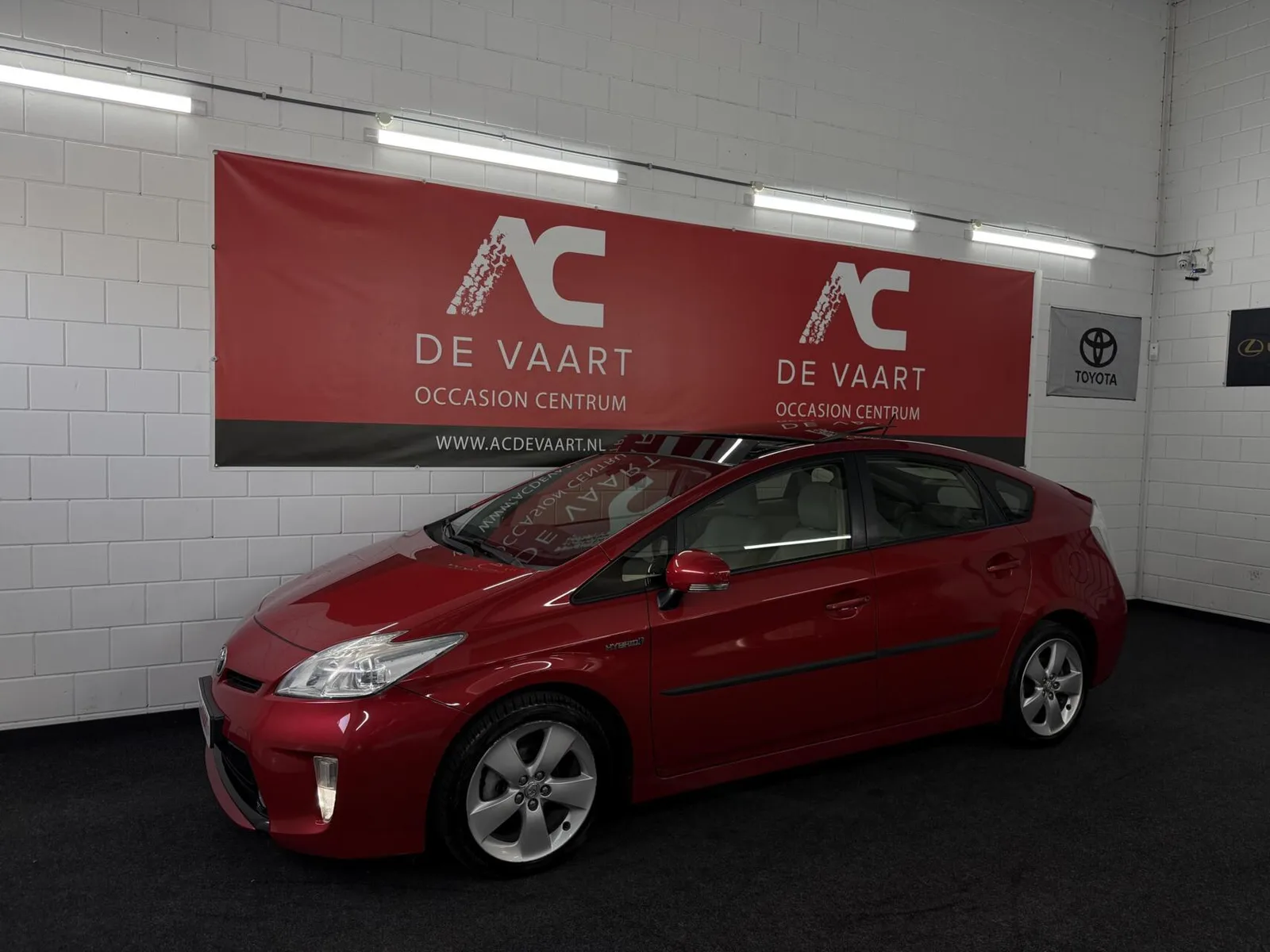 Toyota Prius (2012) — foto 1