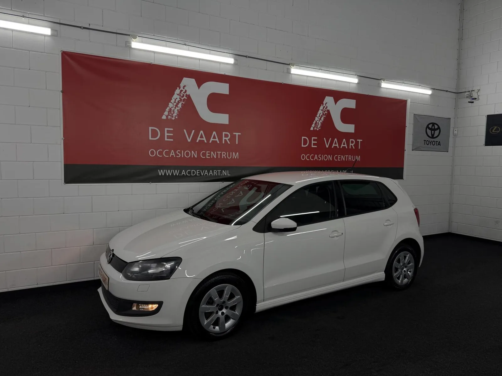 Volkswagen Polo (2012) — foto 1