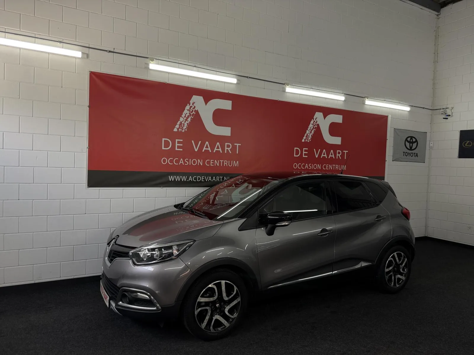 Renault Captur (2015) — foto 1