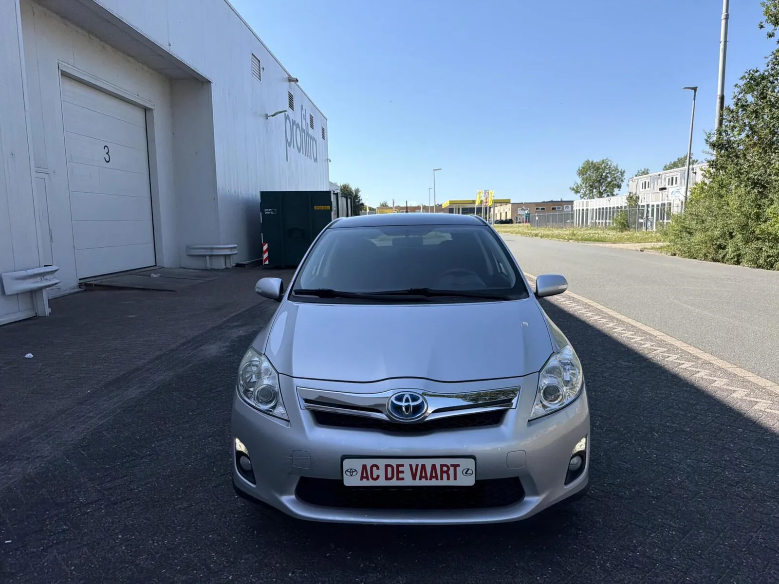 Toyota Auris (2012) — foto 1