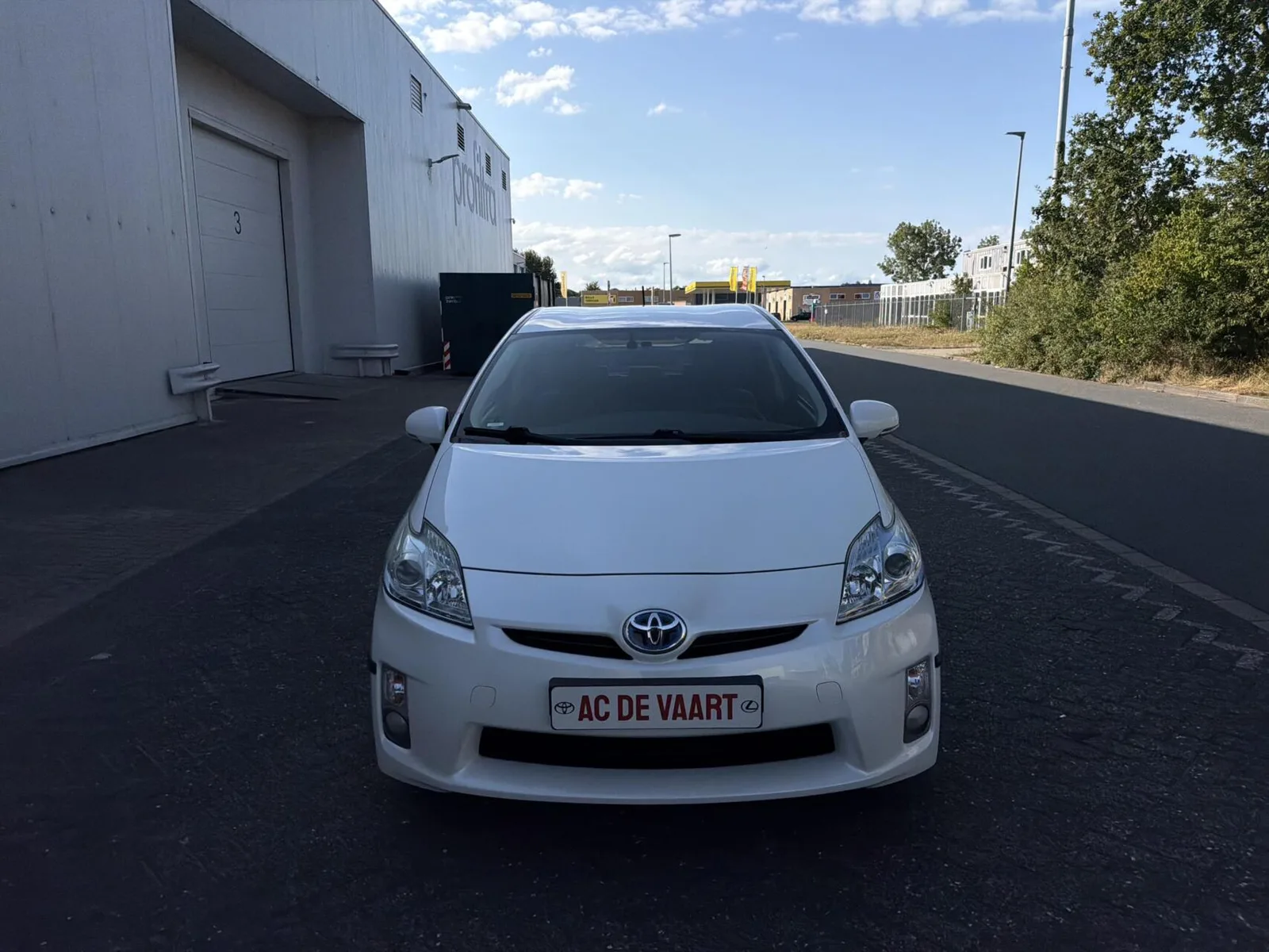 Toyota Prius (2010) — foto 1