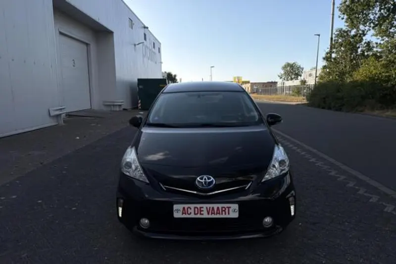 Toyota Prius (2012)