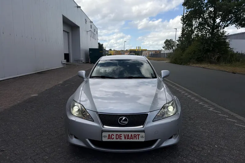 Lexus IS (2008)