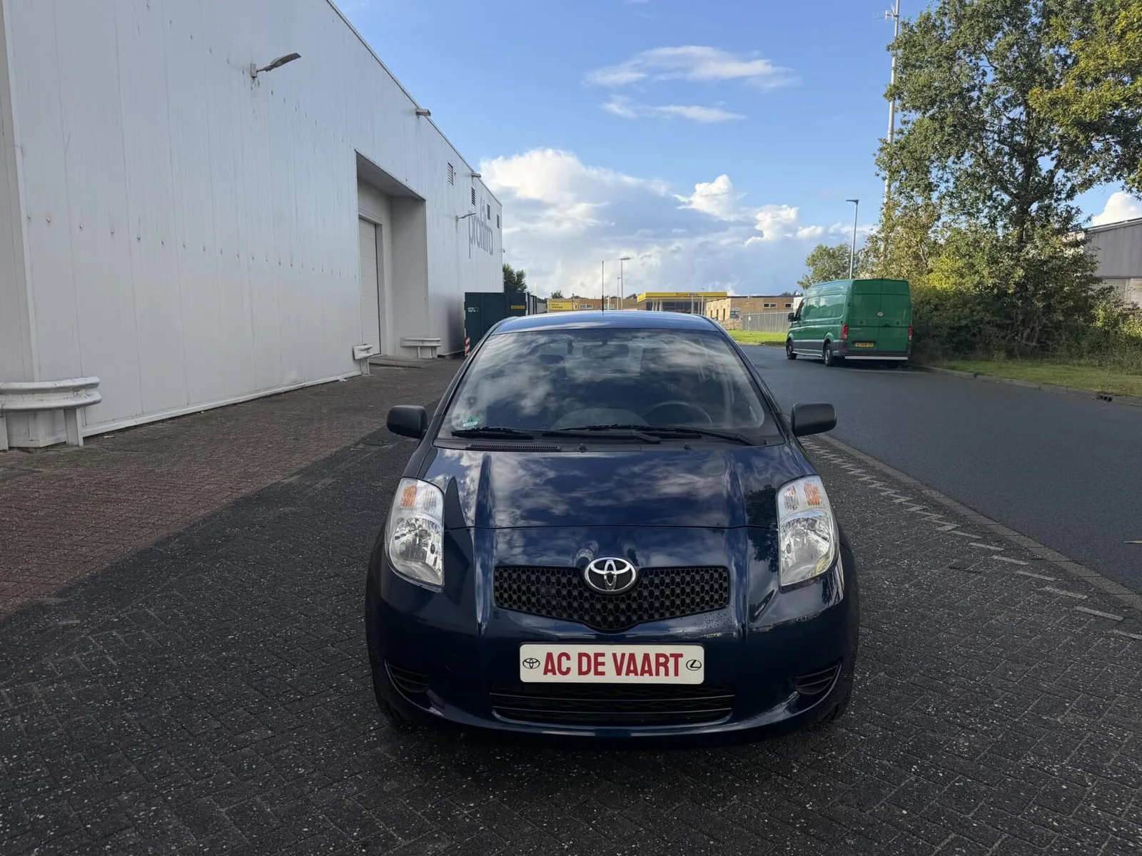 Toyota Yaris (2008) — foto 1
