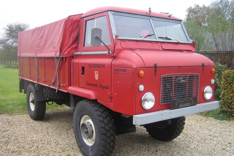 Land Rover 110 (1969)