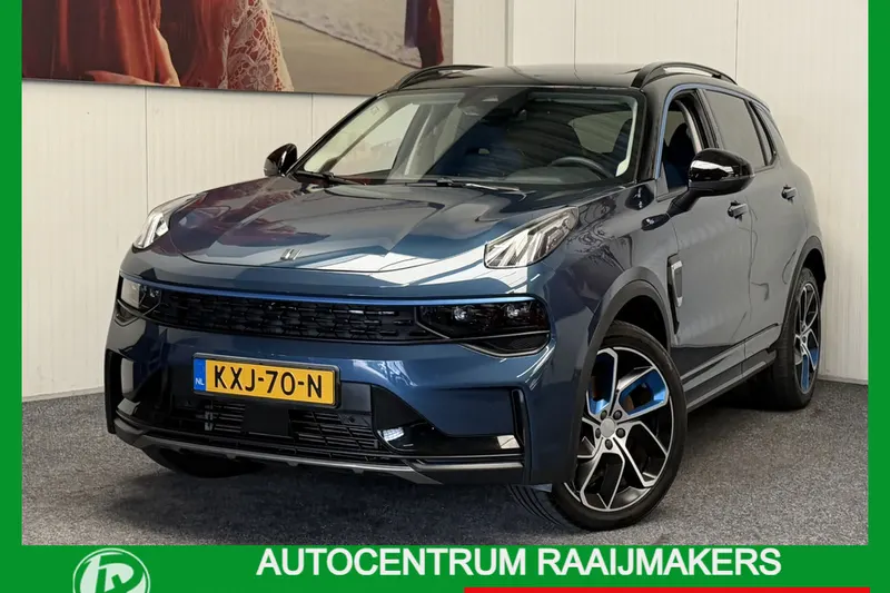 Lynk & Co 01 (2023)
