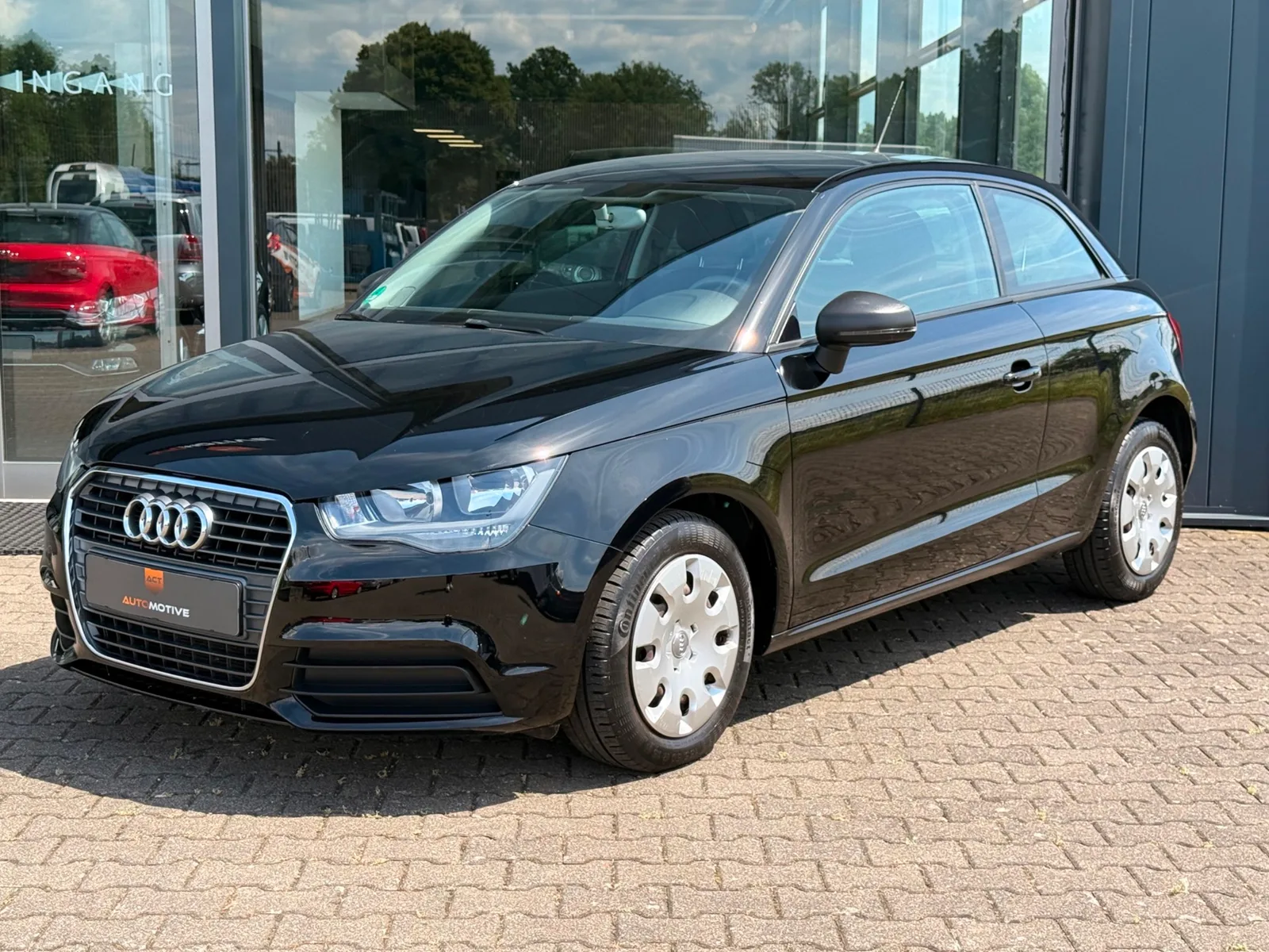 Audi A1 (2011) — foto 1