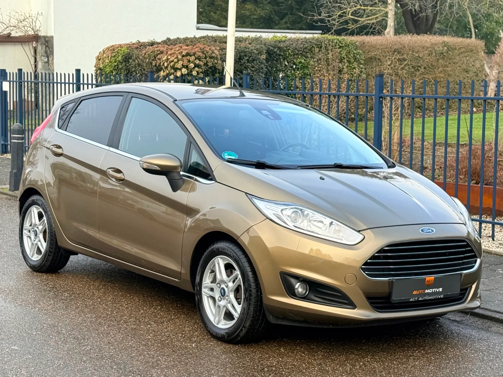 Ford Fiesta (2014) — foto 1