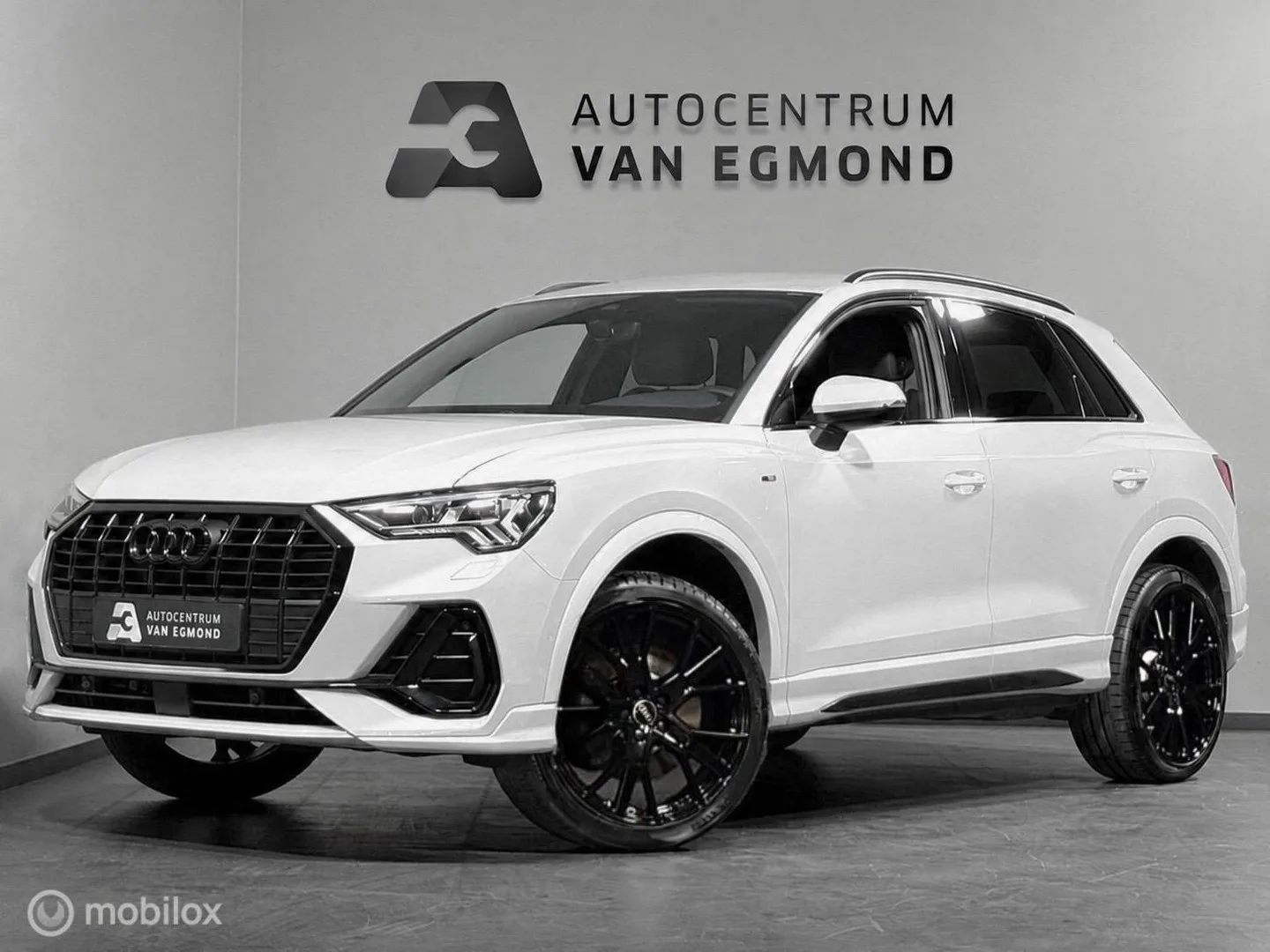 Audi Q3 (2021) — foto 1