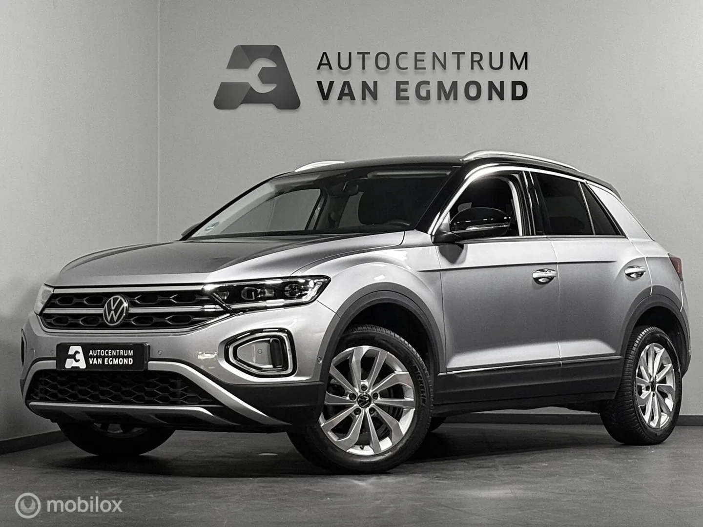 Volkswagen T-Roc (2022) — foto 1