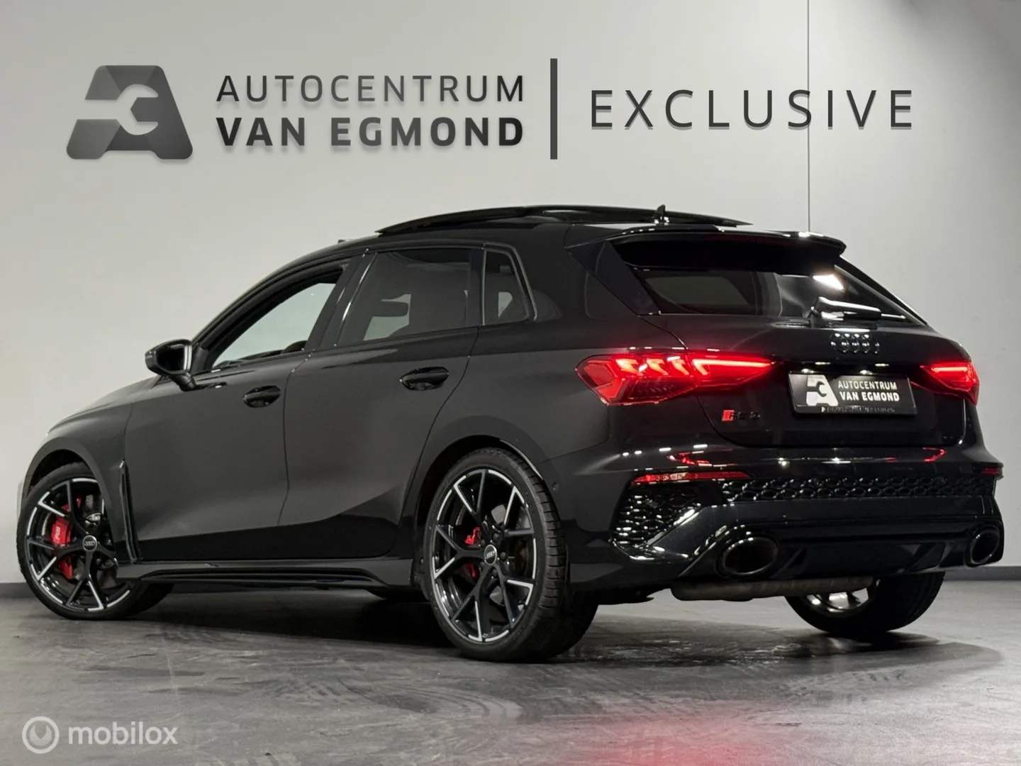 Audi RS 3 Sportback (2024) — foto 1