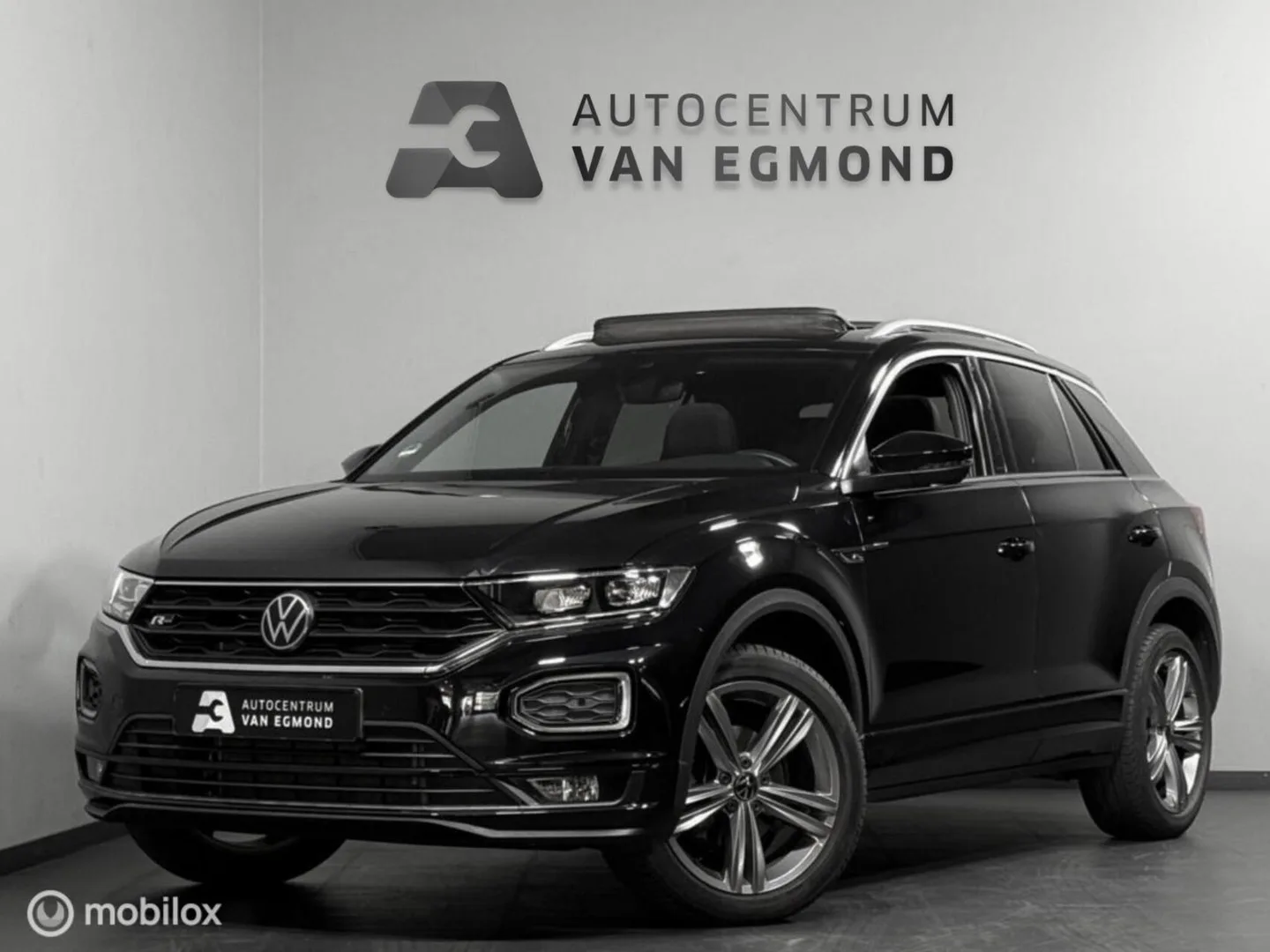 Volkswagen T-Roc (2021) — foto 1