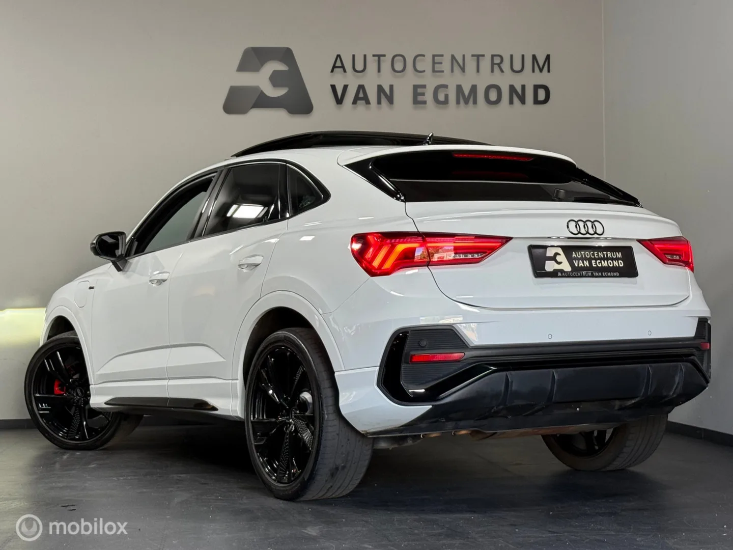Audi Q3 Sportback (2021) — foto 1