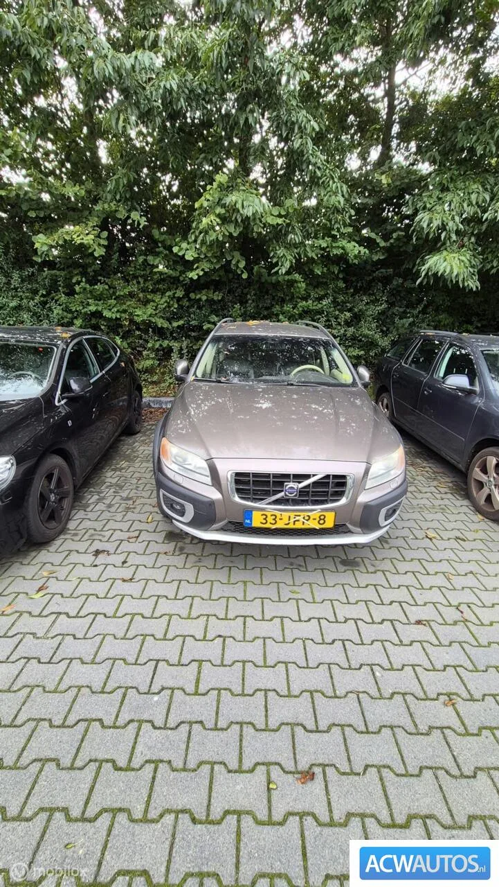 Volvo XC70 (2008) — foto 1