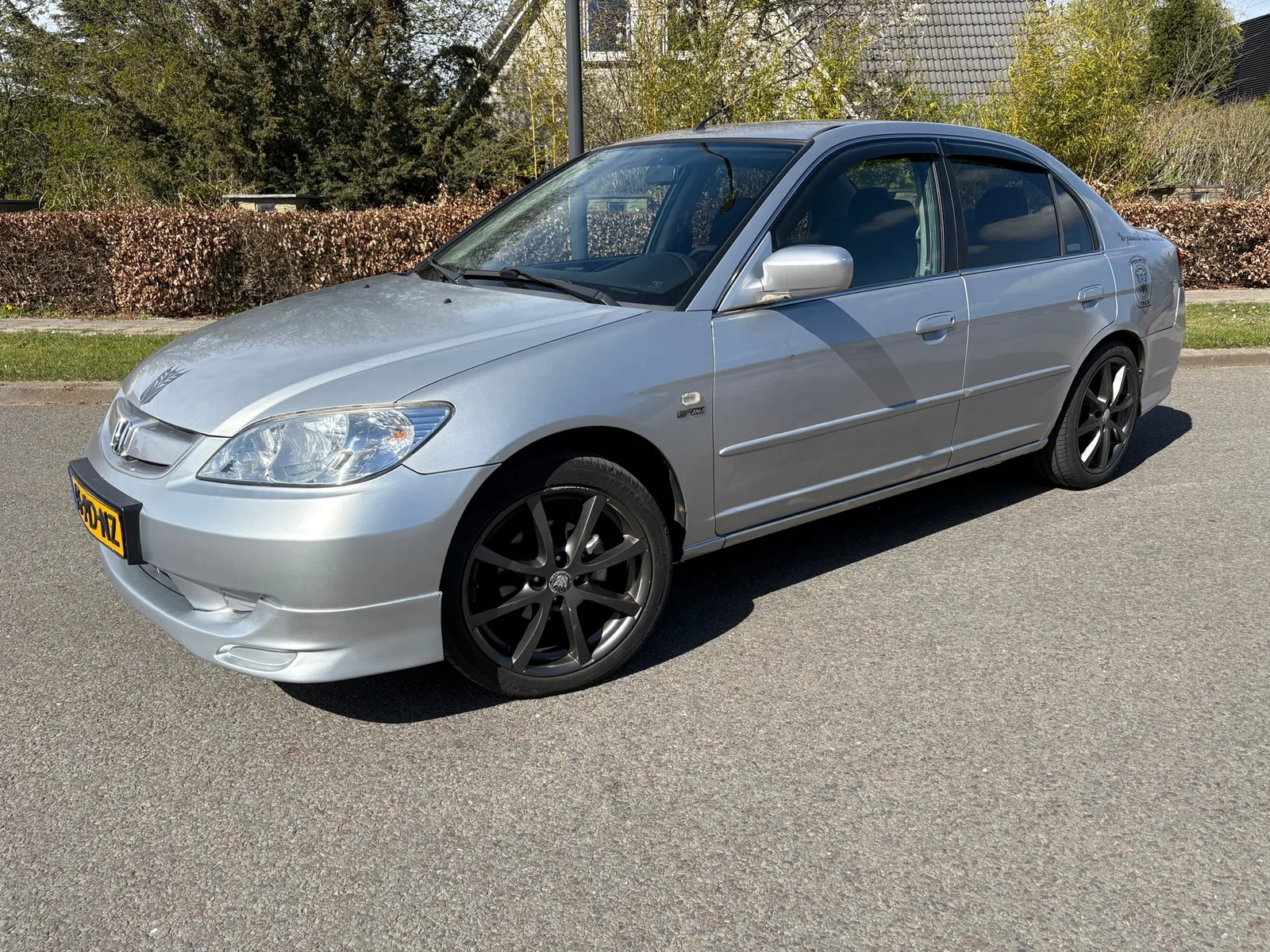 Honda Civic (2004) — foto 1