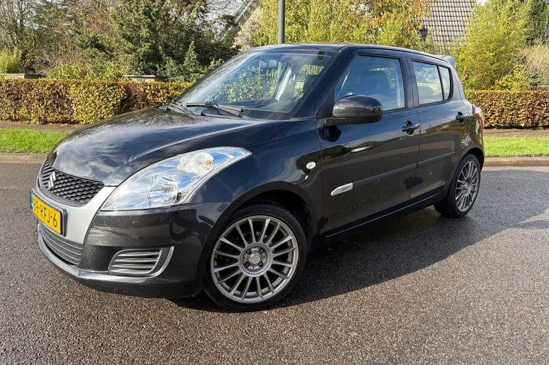 Suzuki Swift (2011)