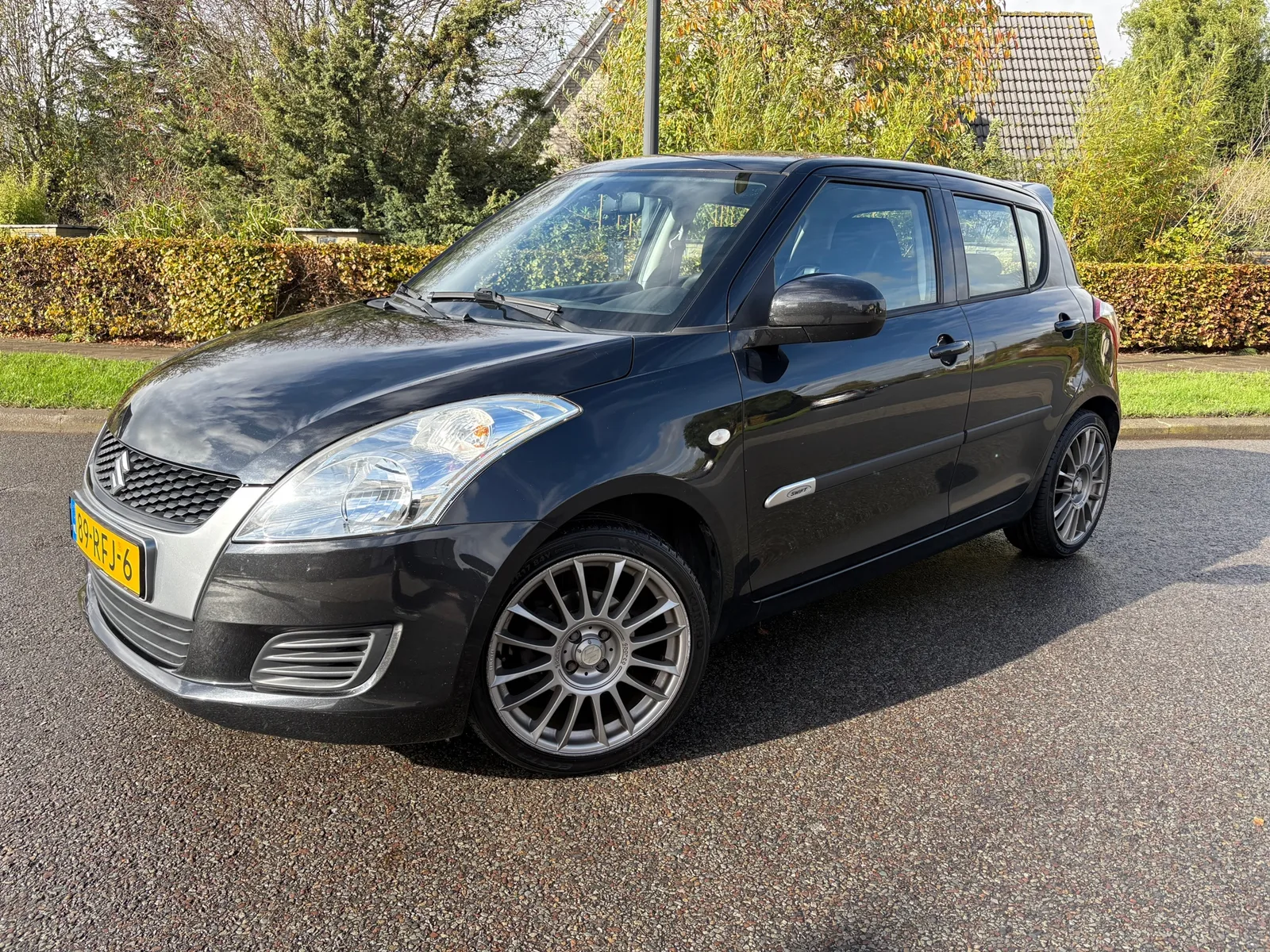 Suzuki Swift (2011) — foto 1