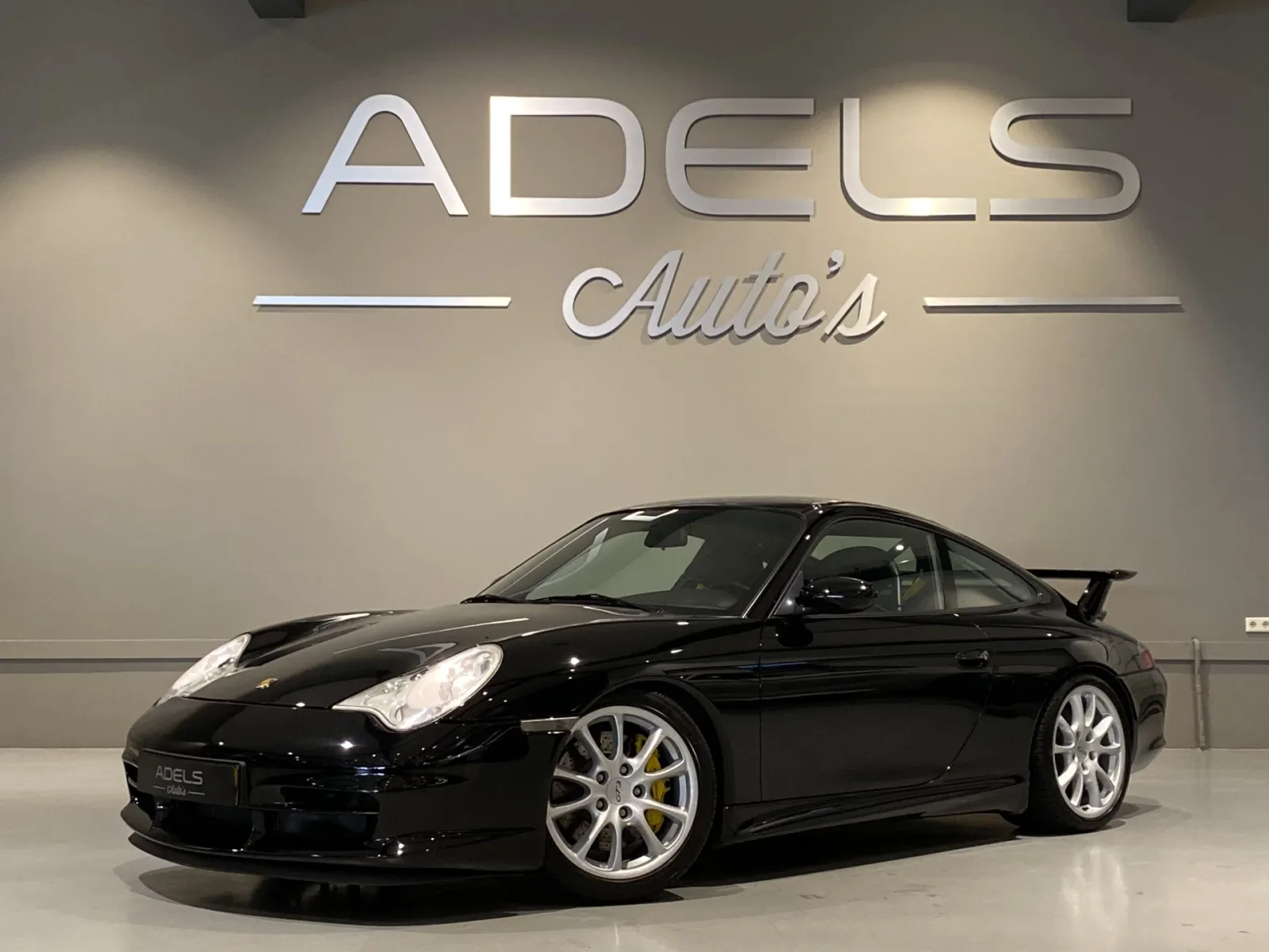 Porsche 911 (2003) — foto 1