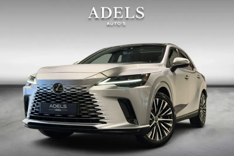 Lexus RX (2023)