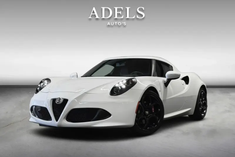 Alfa Romeo 4C (2016)