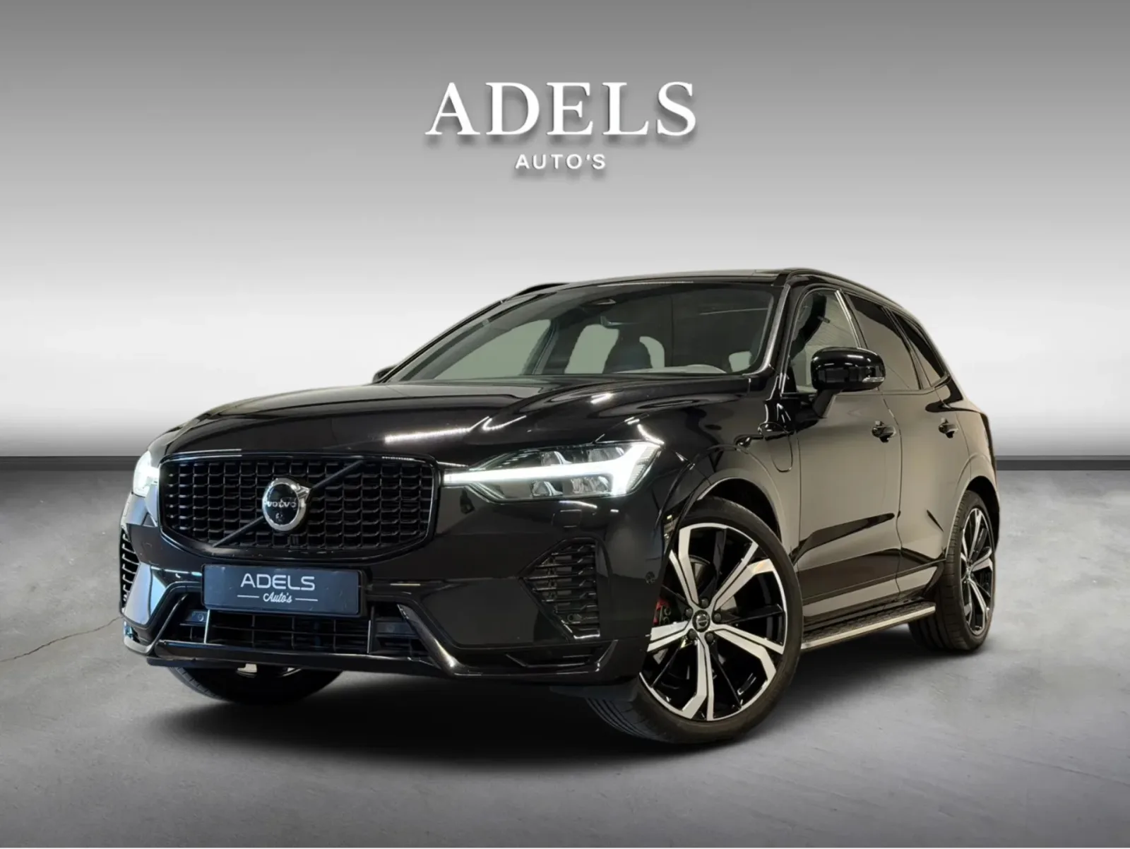 Volvo XC60 (2022) — foto 1