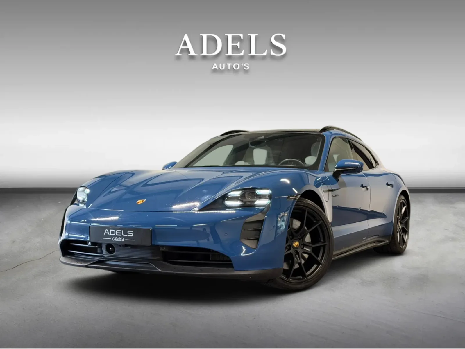 Porsche Taycan (2022) — foto 1