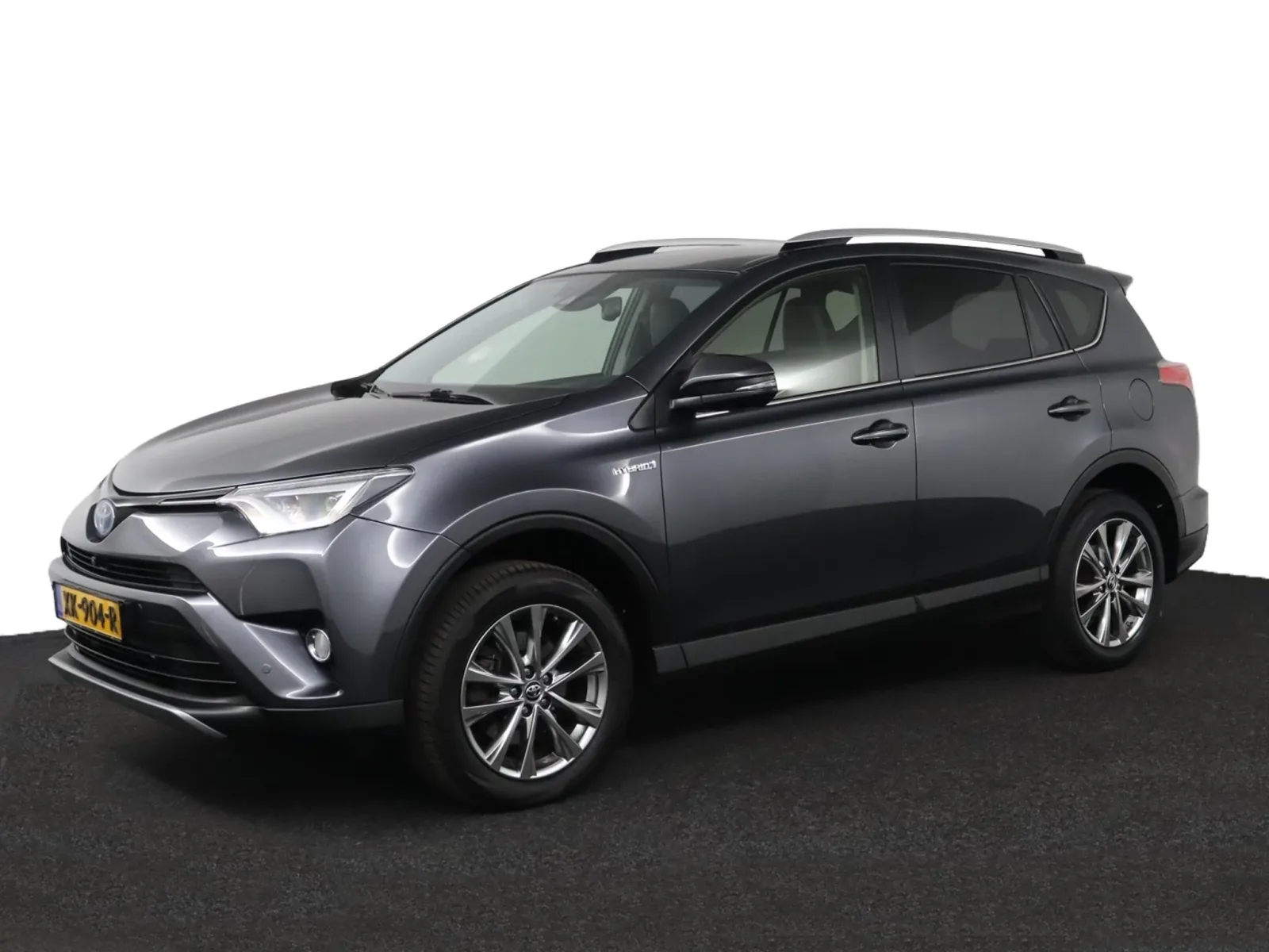Toyota RAV4 (2019) — foto 1
