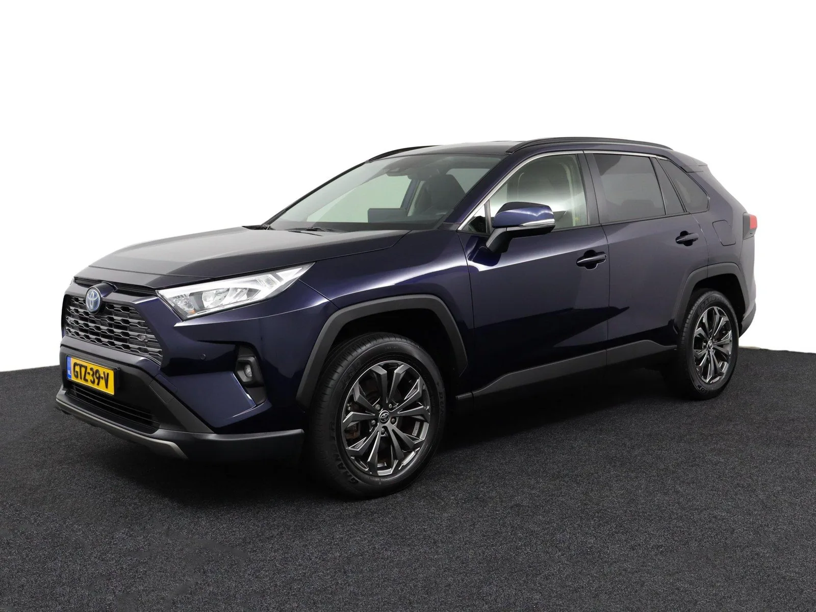 Toyota RAV4 (2024) — foto 1