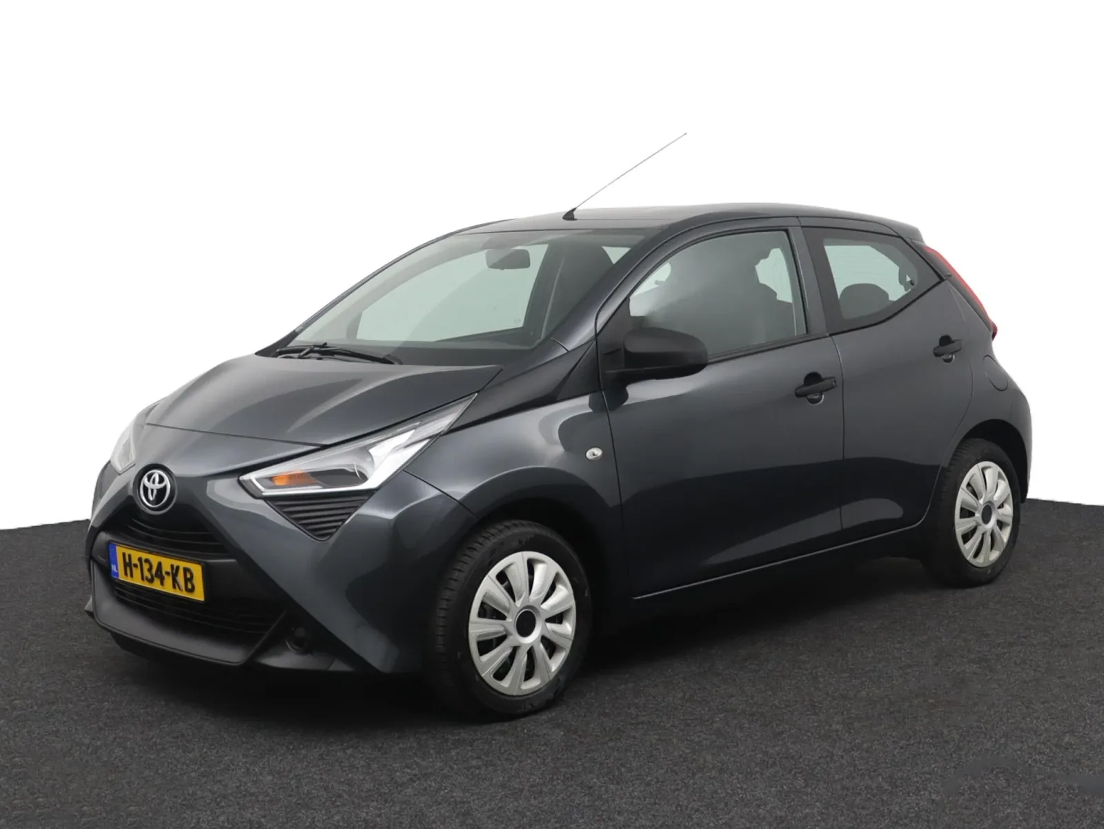 Toyota Aygo (2020) — foto 1