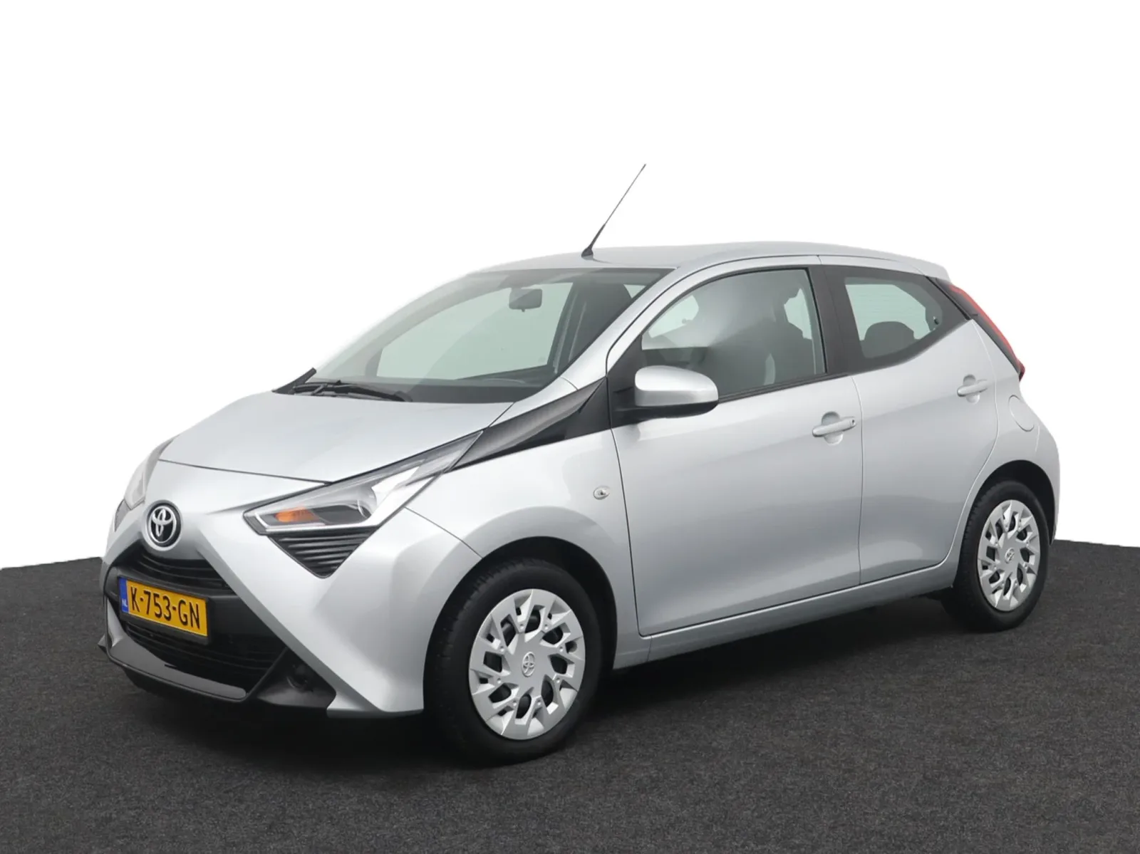 Toyota Aygo (2020) — foto 1