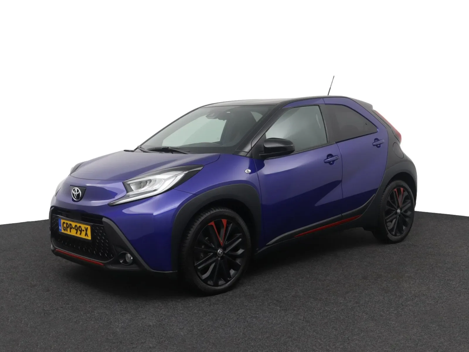Toyota Aygo X (2024) — foto 1