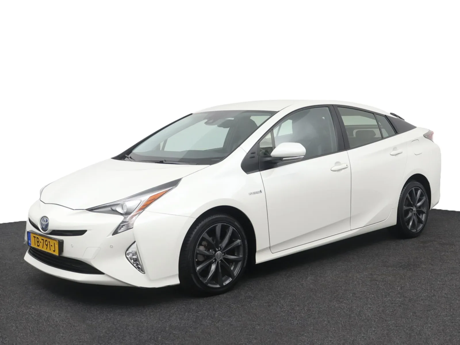 Toyota Prius (2018) — foto 1