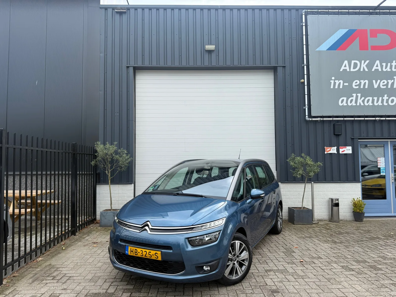 Citroën Grand C4 Picasso (2015) — foto 1