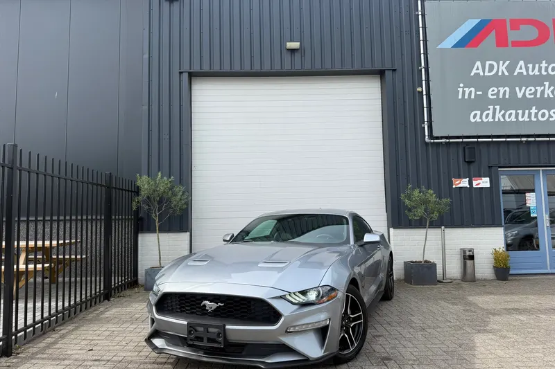 Ford Mustang (2022)