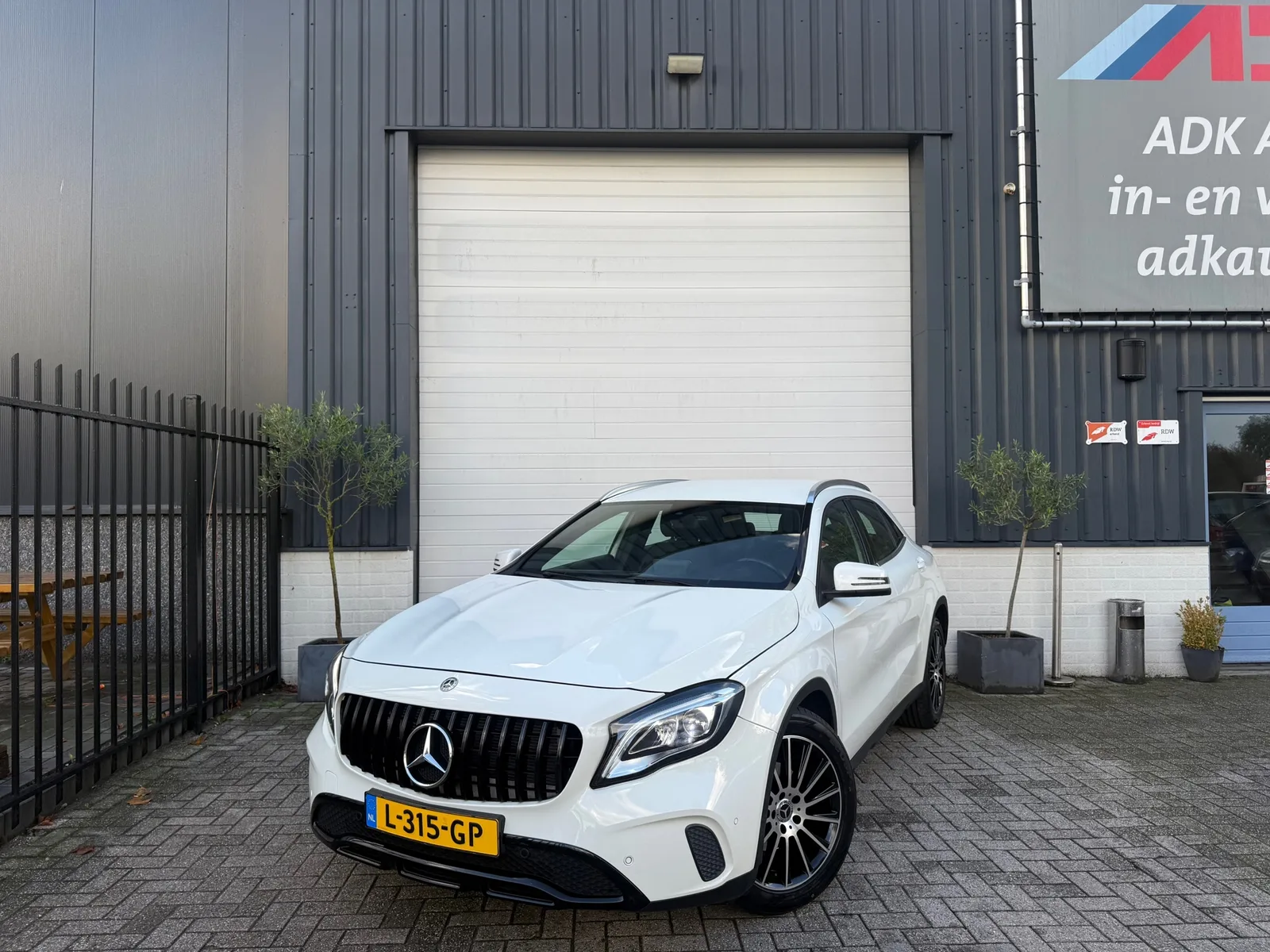 Mercedes-Benz GLA-Klasse (2017) — foto 1