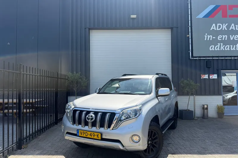 Toyota Land Cruiser (2014)