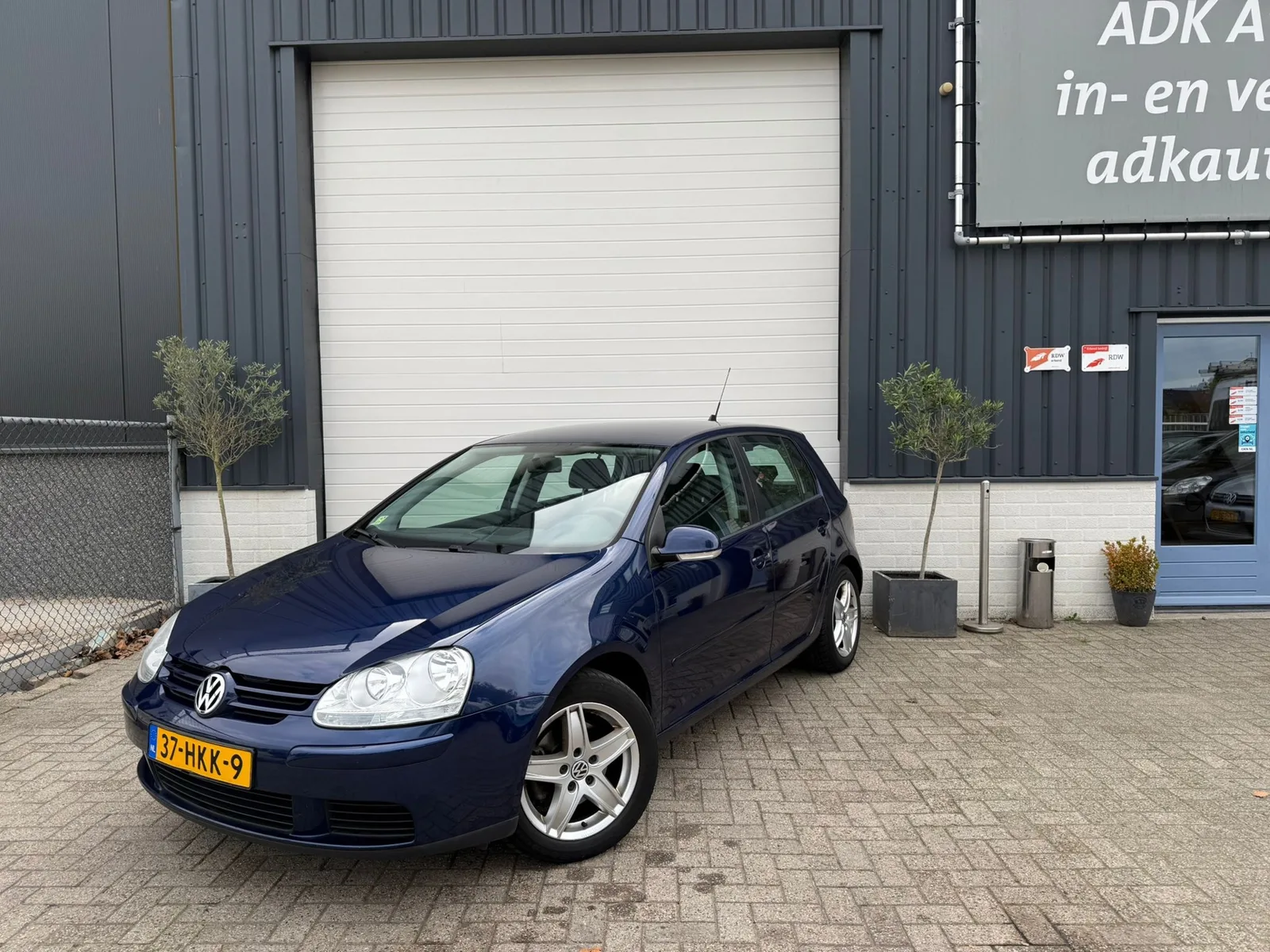 Volkswagen Golf (2009) — foto 1