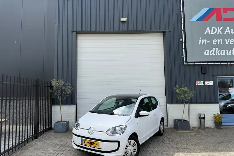 Volkswagen Up! (2012)