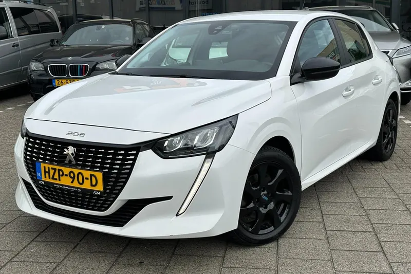 Peugeot 208 (2022)