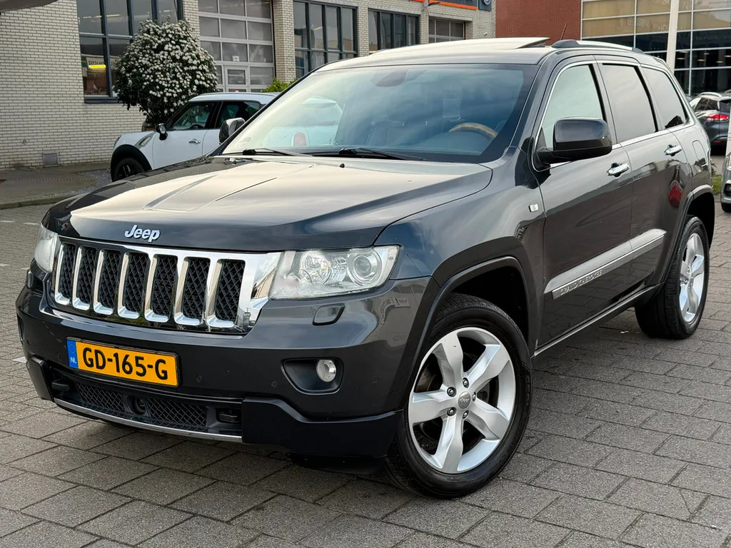 Jeep Grand Cherokee (2011) — foto 1